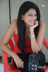Swetha Jadhav at Inka Emi Anukoledu Movie Press Meet